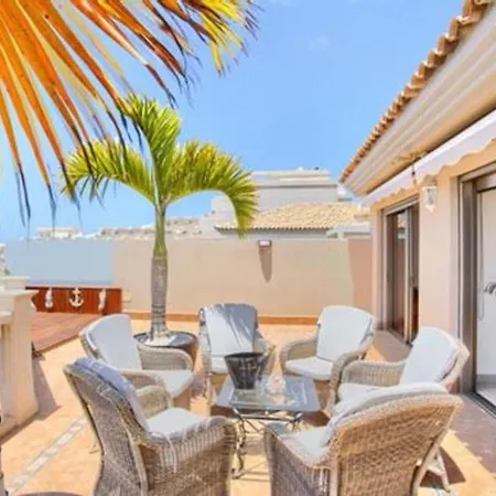 Luxe Happy Holidays & Private Pool Puerto de Santiago (Tenerife)